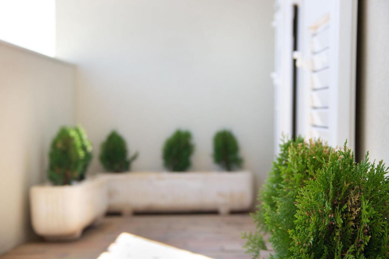 Apartment Gallery - View Of The Old Town & Free Parking Dubrovnik Exterior photo