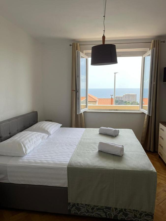Apartment Gallery - View Of The Old Town & Free Parking Dubrovnik Exterior photo